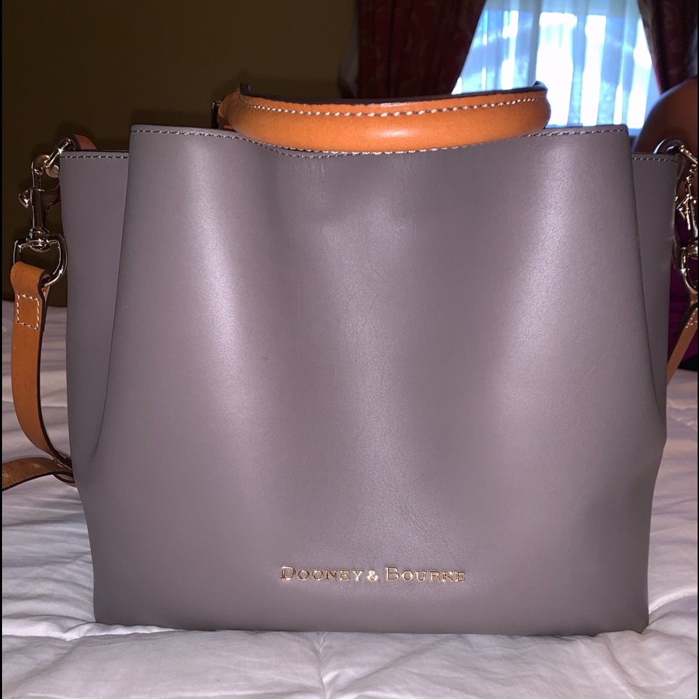 Dooney & Bourke Bag